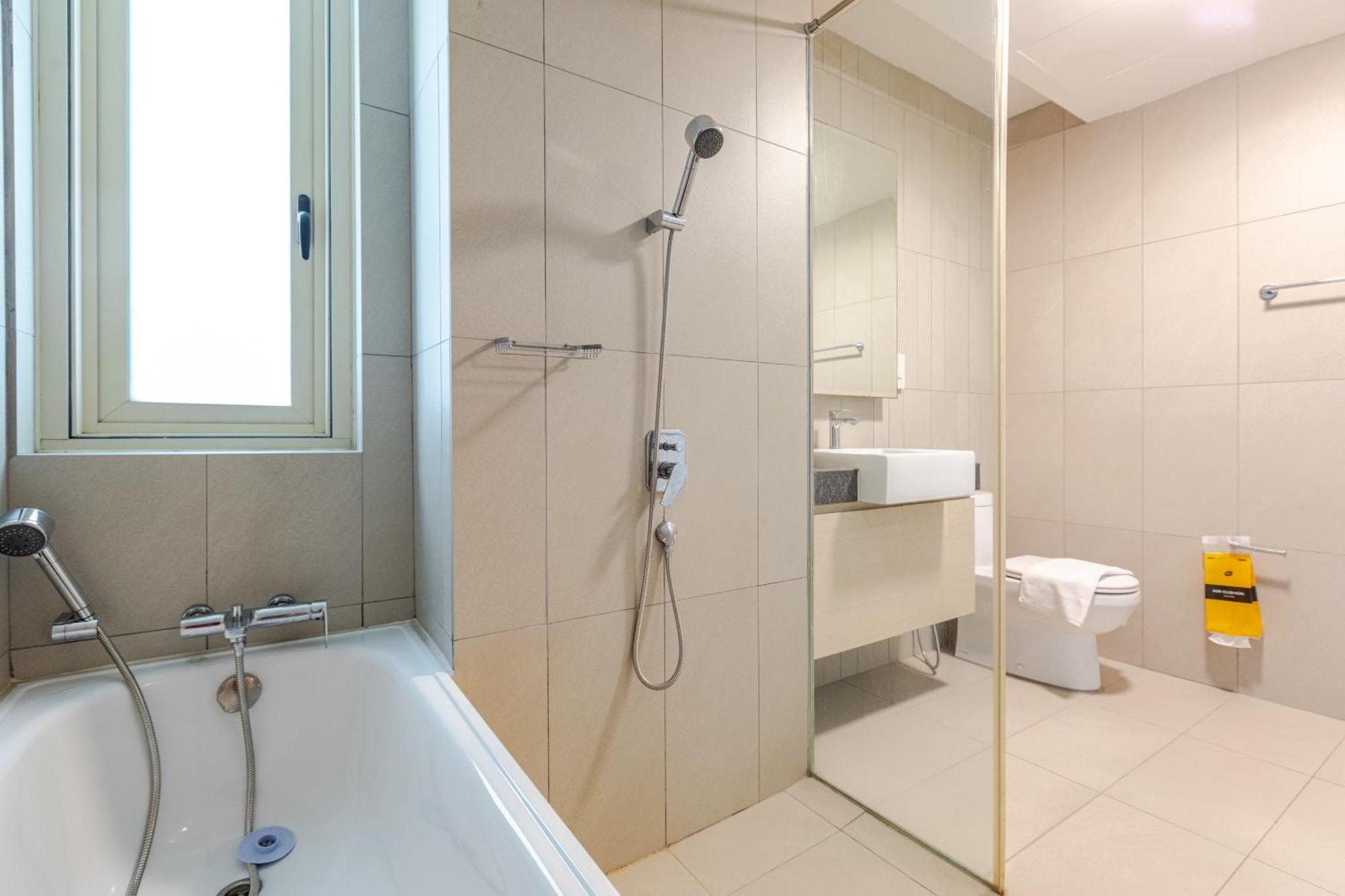 Hostahome Suites At Afiniti Residence Walk To Legoland Nusajaya  Luaran gambar