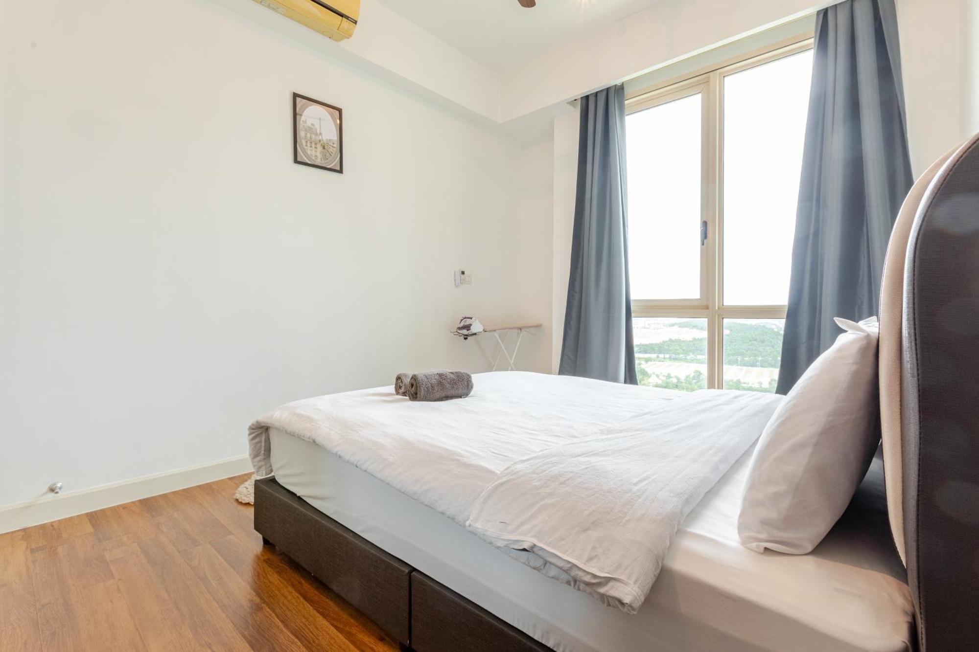 Hostahome Suites At Afiniti Residence Walk To Legoland Nusajaya  Luaran gambar