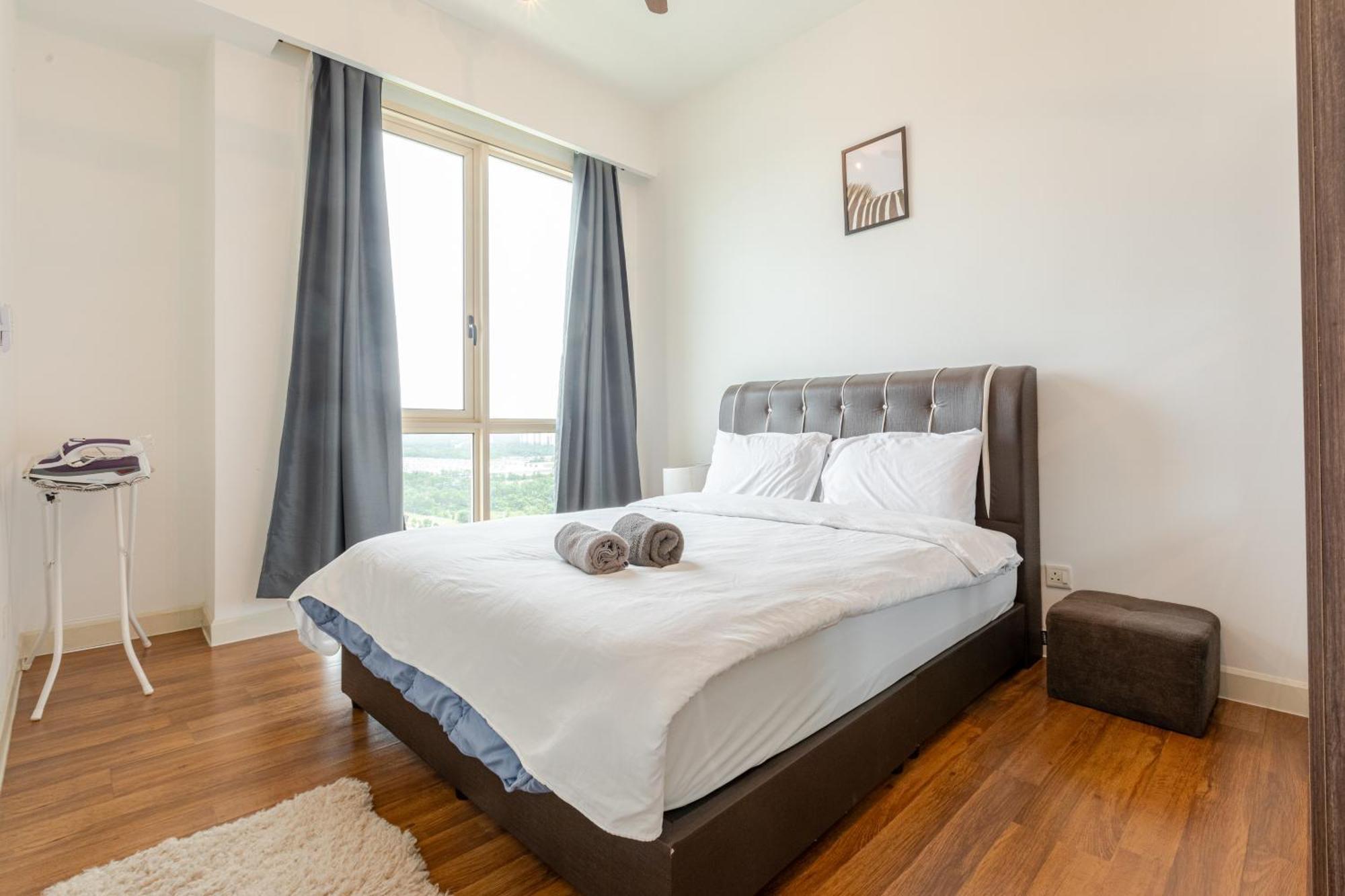 Hostahome Suites At Afiniti Residence Walk To Legoland Nusajaya  Luaran gambar
